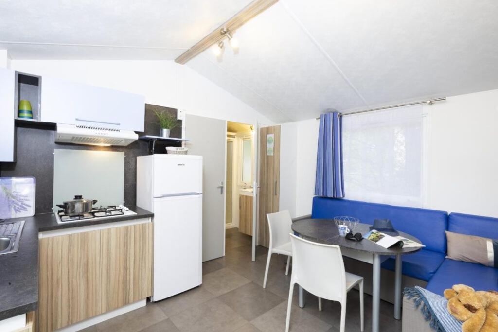 Camping Ushuaia Villages Au Bois Joli Andryes Luaran gambar